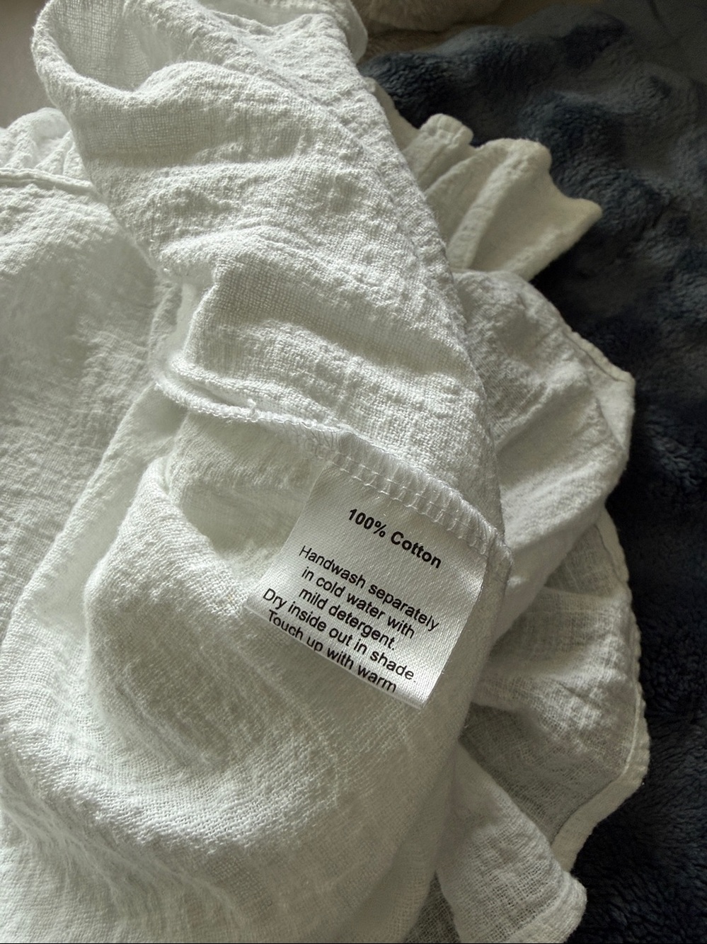 ROVE White Gauze Ruffle V-Neck Dress - Picture 8 of 8